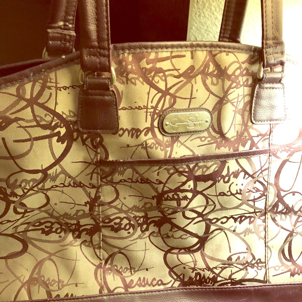 Travel bag.